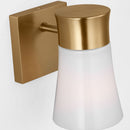 One Light Vanity<br /><span style="color:#4AB0CE;">Entrega: 4-10 dias en USA</span><br /><span style="color:#4AB0CE;font-size:60%;">PREGUNTE POR ENTREGA EN PANAMA</span><br />Collection: Roy<br />Finish: Satin Brass