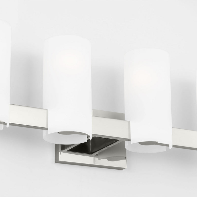 Four Light Vanity<br /><span style="color:#4AB0CE;">Entrega: 4-10 dias en USA</span><br /><span style="color:#4AB0CE;font-size:60%;">PREGUNTE POR ENTREGA EN PANAMA</span><br />Collection: Rhode<br />Finish: Chrome