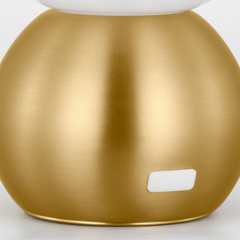 One Light Table Lamp<br /><span style="color:#4AB0CE;">Entrega: 4-10 dias en USA</span><br /><span style="color:#4AB0CE;font-size:60%;">PREGUNTE POR ENTREGA EN PANAMA</span><br />Collection: Suki<br />Finish: Burnished Brass