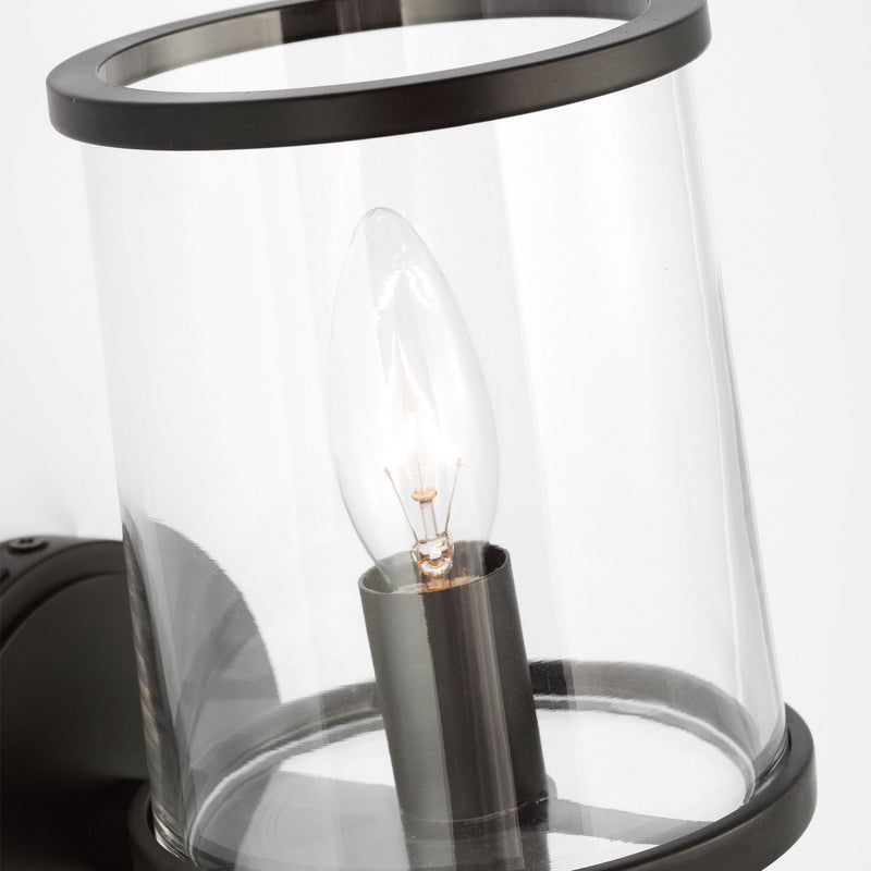 One Light Vanity<br /><span style="color:#4AB0CE;">Entrega: 4-10 dias en USA</span><br /><span style="color:#4AB0CE;font-size:60%;">PREGUNTE POR ENTREGA EN PANAMA</span><br />Collection: Reynolds<br />Finish: Aged Iron