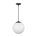 One Light Pendant<br /><span style="color:#4AB0CE;">Entrega: 4-10 dias en USA</span><br /><span style="color:#4AB0CE;font-size:60%;">PREGUNTE POR ENTREGA EN PANAMA</span><br />Collection: Leo - Hanging Globe<br />Finish: Midnight Black