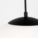 One Light Pendant<br /><span style="color:#4AB0CE;">Entrega: 4-10 dias en USA</span><br /><span style="color:#4AB0CE;font-size:60%;">PREGUNTE POR ENTREGA EN PANAMA</span><br />Collection: Leo - Hanging Globe<br />Finish: Midnight Black