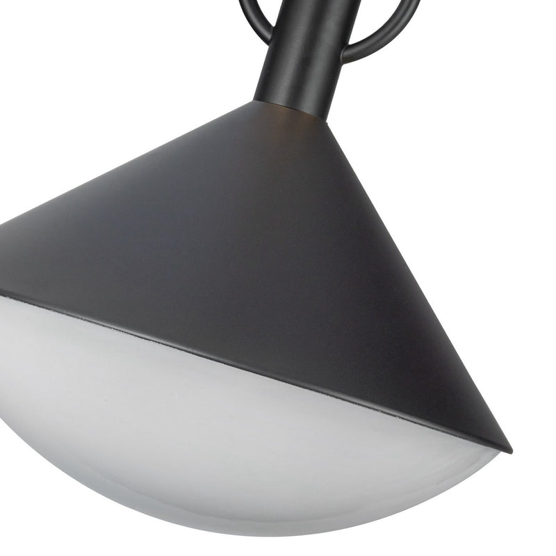 One Light Pendant<br /><span style="color:#4AB0CE;">Entrega: 4-10 dias en USA</span><br /><span style="color:#4AB0CE;font-size:60%;">PREGUNTE POR ENTREGA EN PANAMA</span><br />Collection: Abruzzo<br />Finish: Black