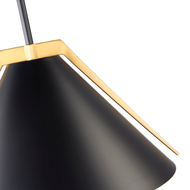 One Light Pendant<br /><span style="color:#4AB0CE;">Entrega: 4-10 dias en USA</span><br /><span style="color:#4AB0CE;font-size:60%;">PREGUNTE POR ENTREGA EN PANAMA</span><br />Collection: Baltic<br />Finish: Black and Brushed Brass