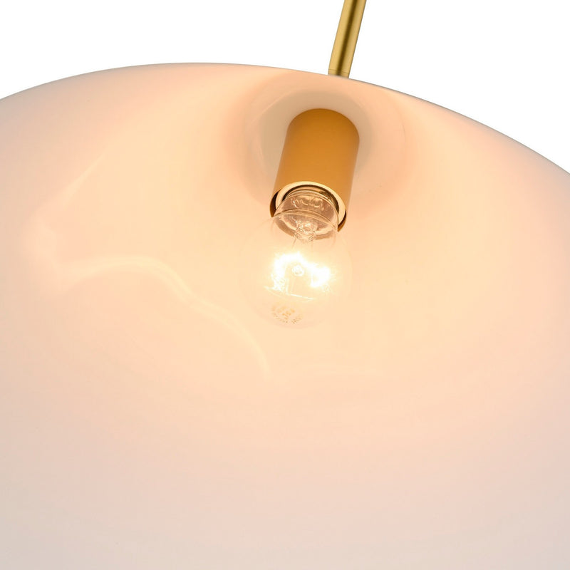 One Light Pendant<br /><span style="color:#4AB0CE;">Entrega: 4-10 dias en USA</span><br /><span style="color:#4AB0CE;font-size:60%;">PREGUNTE POR ENTREGA EN PANAMA</span><br />Collection: Baltic<br />Finish: Brass and black