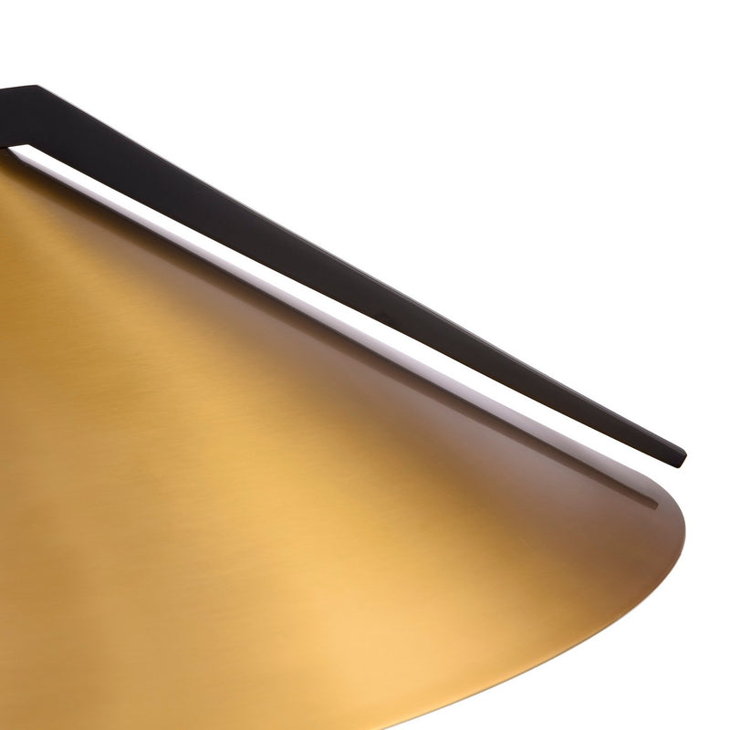 Three Light Pendant<br /><span style="color:#4AB0CE;">Entrega: 4-10 dias en USA</span><br /><span style="color:#4AB0CE;font-size:60%;">PREGUNTE POR ENTREGA EN PANAMA</span><br />Collection: Baltic<br />Finish: Brass and black