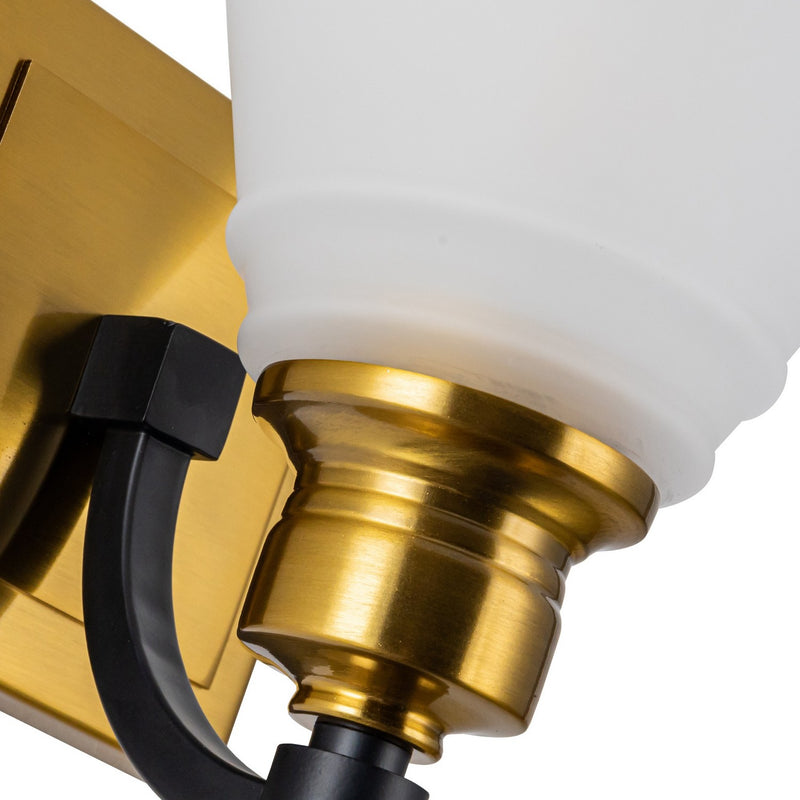 One Light Bathroom Sconce<br /><span style="color:#4AB0CE;">Entrega: 4-10 dias en USA</span><br /><span style="color:#4AB0CE;font-size:60%;">PREGUNTE POR ENTREGA EN PANAMA</span><br />Collection: Nelson<br />Finish: Brass & Black