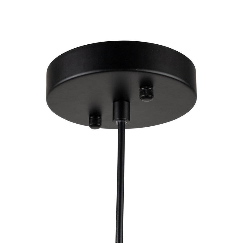 One Light Pendant<br /><span style="color:#4AB0CE;">Entrega: 4-10 dias en USA</span><br /><span style="color:#4AB0CE;font-size:60%;">PREGUNTE POR ENTREGA EN PANAMA</span><br />Collection: Vita<br />Finish: Black