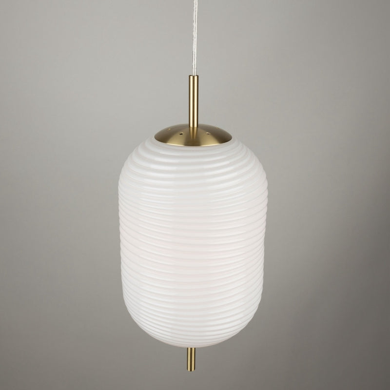 One Light Pendant<br /><span style="color:#4AB0CE;">Entrega: 4-10 dias en USA</span><br /><span style="color:#4AB0CE;font-size:60%;">PREGUNTE POR ENTREGA EN PANAMA</span><br />Collection: Vita<br />Finish: White, Brass