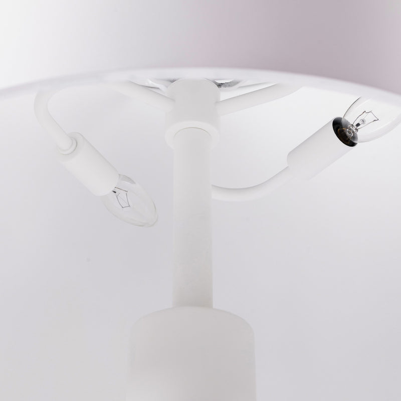 Three Light Table Lamp<br /><span style="color:#4AB0CE;">Entrega: 4-10 dias en USA</span><br /><span style="color:#4AB0CE;font-size:60%;">PREGUNTE POR ENTREGA EN PANAMA</span><br />Collection: Giustino<br />Finish: Matte White