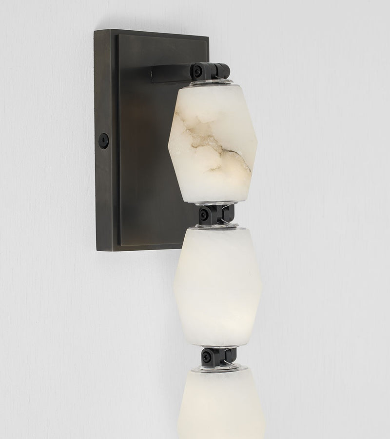 LED Wall Sconce<br /><span style="color:#4AB0CE;">Entrega: 4-10 dias en USA</span><br /><span style="color:#4AB0CE;font-size:60%;">PREGUNTE POR ENTREGA EN PANAMA</span><br />Collection: Collier<br />Finish: Bronze