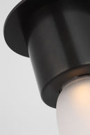 LED Flush Mount<br /><span style="color:#4AB0CE;">Entrega: 4-10 dias en USA</span><br /><span style="color:#4AB0CE;font-size:60%;">PREGUNTE POR ENTREGA EN PANAMA</span><br />Collection: Volver<br />Finish: Bronze