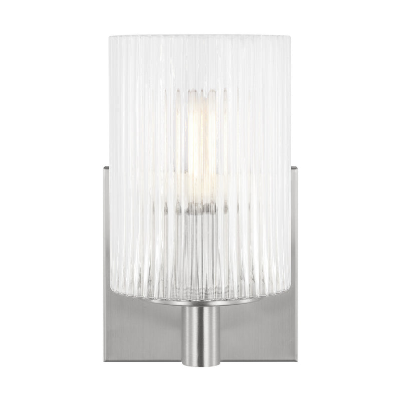 One Light Wall / Bath Sconce<br /><span style="color:#4AB0CE;">Entrega: 4-10 dias en USA</span><br /><span style="color:#4AB0CE;font-size:60%;">PREGUNTE POR ENTREGA EN PANAMA</span><br />Collection: Lando<br />Finish: Brushed Steel