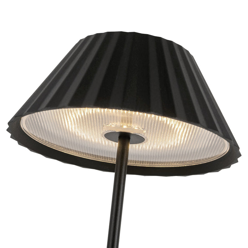 LED Table Lamp<br /><span style="color:#4AB0CE;">Entrega: 4-10 dias en USA</span><br /><span style="color:#4AB0CE;font-size:60%;">PREGUNTE POR ENTREGA EN PANAMA</span><br />Collection: Zola<br />Finish: Black