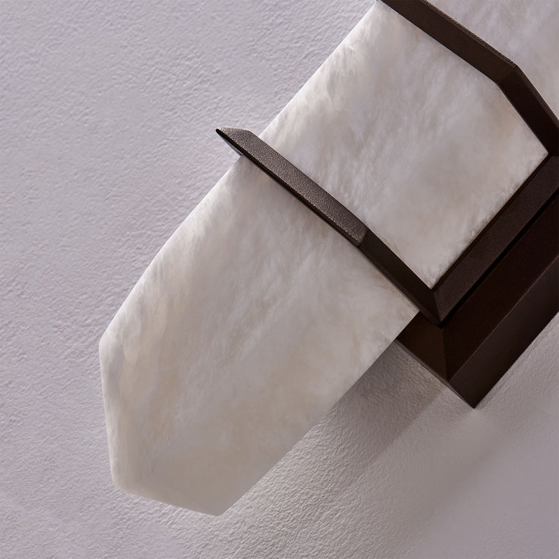 LED Outdoor Wall Sconce<br /><span style="color:#4AB0CE;">Entrega: 1-2 semanas en USA</span><br /><span style="color:#4AB0CE;font-size:60%;">PREGUNTE POR ENTREGA EN PANAMA</span><br />Collection: Jewel<br />Finish: Outdoor Bronze