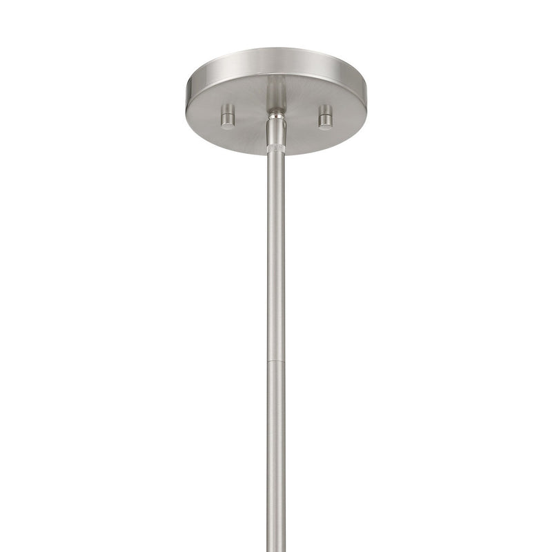 Three Light Chandelier<br /><span style="color:#4AB0CE;">Entrega: 4-10 dias en USA</span><br /><span style="color:#4AB0CE;font-size:60%;">PREGUNTE POR ENTREGA EN PANAMA</span><br />Collection: Blair<br />Finish: Satin Nickel