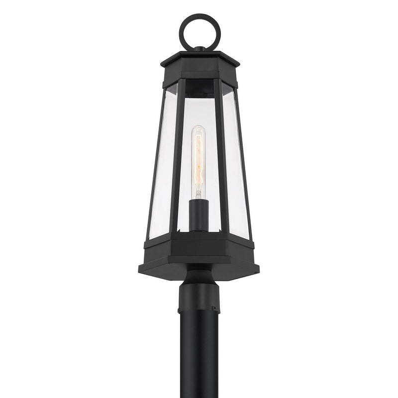 One Light Outdoor Post Lantern<br /><span style="color:#4AB0CE;">Entrega: 4-10 dias en USA</span><br /><span style="color:#4AB0CE;font-size:60%;">PREGUNTE POR ENTREGA EN PANAMA</span><br />Collection: Payne<br />Finish: Matte Black