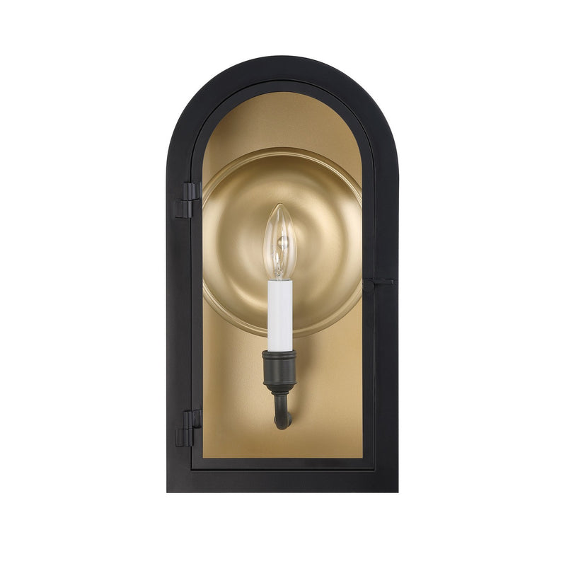 One Light Outdoor Wall Lantern<br /><span style="color:#4AB0CE;">Entrega: 4-10 dias en USA</span><br /><span style="color:#4AB0CE;font-size:60%;">PREGUNTE POR ENTREGA EN PANAMA</span><br />Collection: Grotto<br />Finish: Matte Black with Vintage Gold