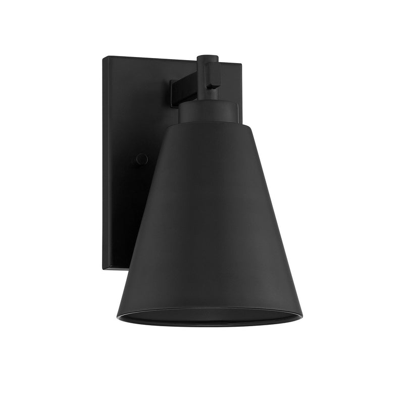One Light Outdoor Wall Lantern<br /><span style="color:#4AB0CE;">Entrega: 6-7 semanas en USA</span><br /><span style="color:#4AB0CE;font-size:60%;">PREGUNTE POR ENTREGA EN PANAMA</span><br />Collection: Ryder<br />Finish: Matte Black