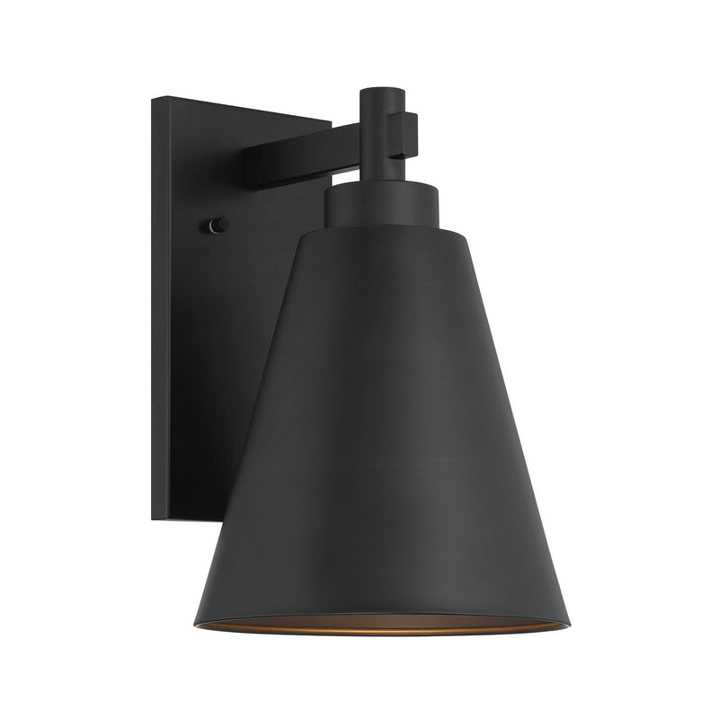One Light Outdoor Wall Lantern<br /><span style="color:#4AB0CE;">Entrega: 6-7 semanas en USA</span><br /><span style="color:#4AB0CE;font-size:60%;">PREGUNTE POR ENTREGA EN PANAMA</span><br />Collection: Ryder<br />Finish: Matte Black