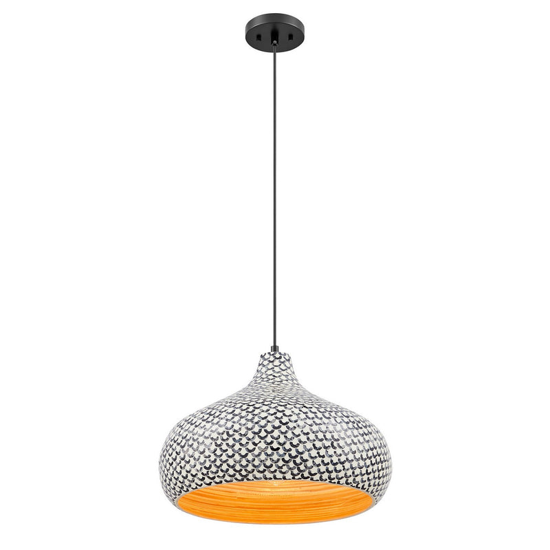 One Light Pendant<br /><span style="color:#4AB0CE;">Entrega: 4-10 dias en USA</span><br /><span style="color:#4AB0CE;font-size:60%;">PREGUNTE POR ENTREGA EN PANAMA</span><br />Collection: Jade<br />Finish: Black and White Shell