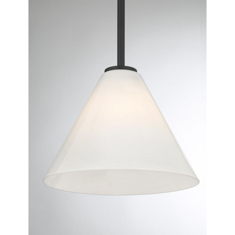 One Light Mini-Pendant<br /><span style="color:#4AB0CE;">Entrega: 4-10 dias en USA</span><br /><span style="color:#4AB0CE;font-size:60%;">PREGUNTE POR ENTREGA EN PANAMA</span><br />Collection: Blair<br />Finish: Matte Black