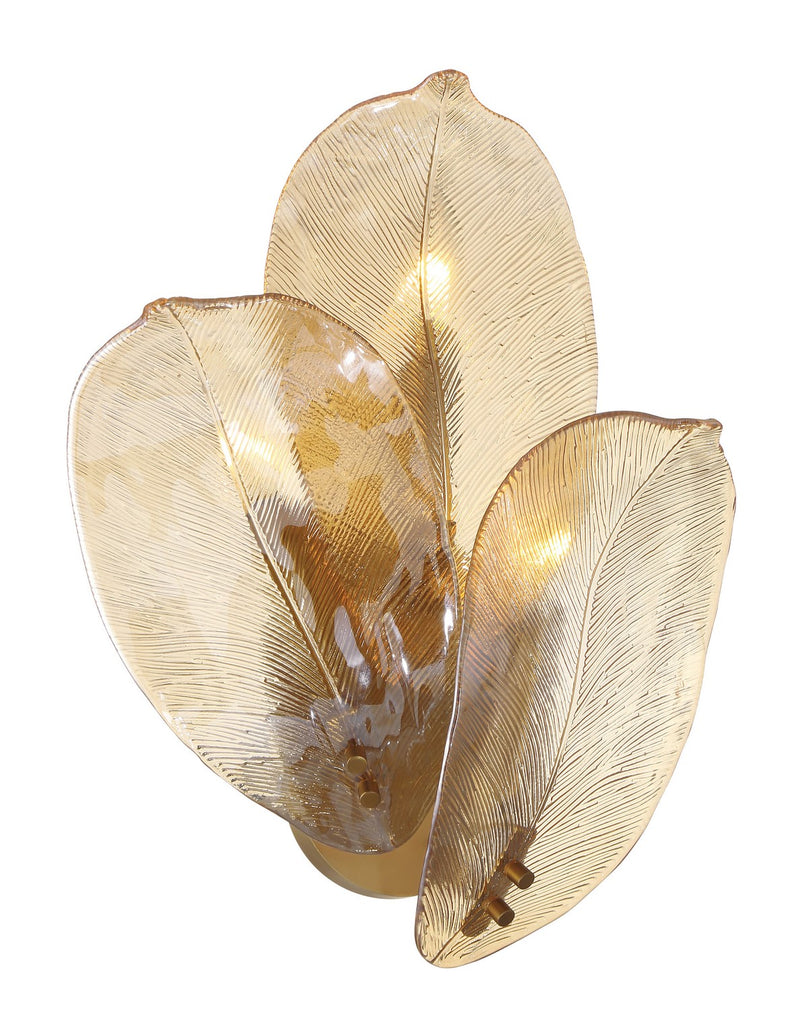 Three Light Wall Sconce<br /><span style="color:#4AB0CE;">Entrega: 4-10 dias en USA</span><br /><span style="color:#4AB0CE;font-size:60%;">PREGUNTE POR ENTREGA EN PANAMA</span><br />Collection: Orchid<br />Finish: Legacy Brass
