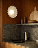 LED Wall/Vanity<br /><span style="color:#4AB0CE;">Entrega: 4-10 dias en USA</span><br /><span style="color:#4AB0CE;font-size:60%;">PREGUNTE POR ENTREGA EN PANAMA</span><br />Collection: Soleil<br />Finish: Antique White/Opal Glass