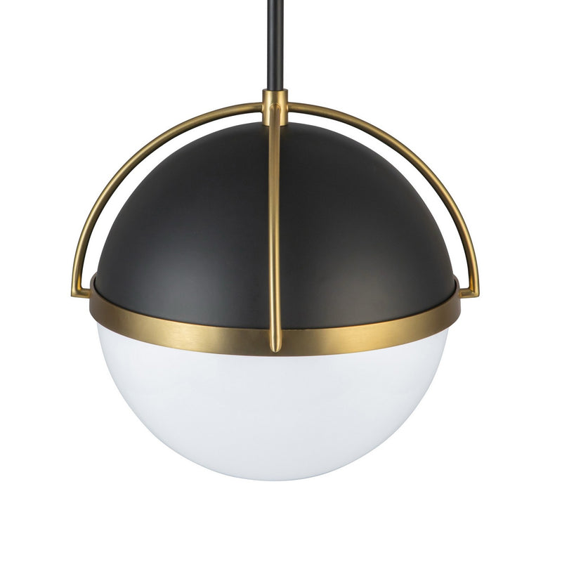 One Light Pendant<br /><span style="color:#4AB0CE;">Entrega: 4-10 dias en USA</span><br /><span style="color:#4AB0CE;font-size:60%;">PREGUNTE POR ENTREGA EN PANAMA</span><br />Collection: Dahlia<br />Finish: Black, Brushed Brass
