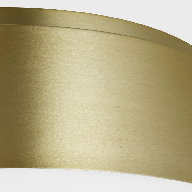 Three Light Flush Mount<br /><span style="color:#4AB0CE;">Entrega: 8-9 semanas en USA</span><br /><span style="color:#4AB0CE;font-size:60%;">PREGUNTE POR ENTREGA EN PANAMA</span><br />Collection: Dartmore<br />Finish: Satin Brass