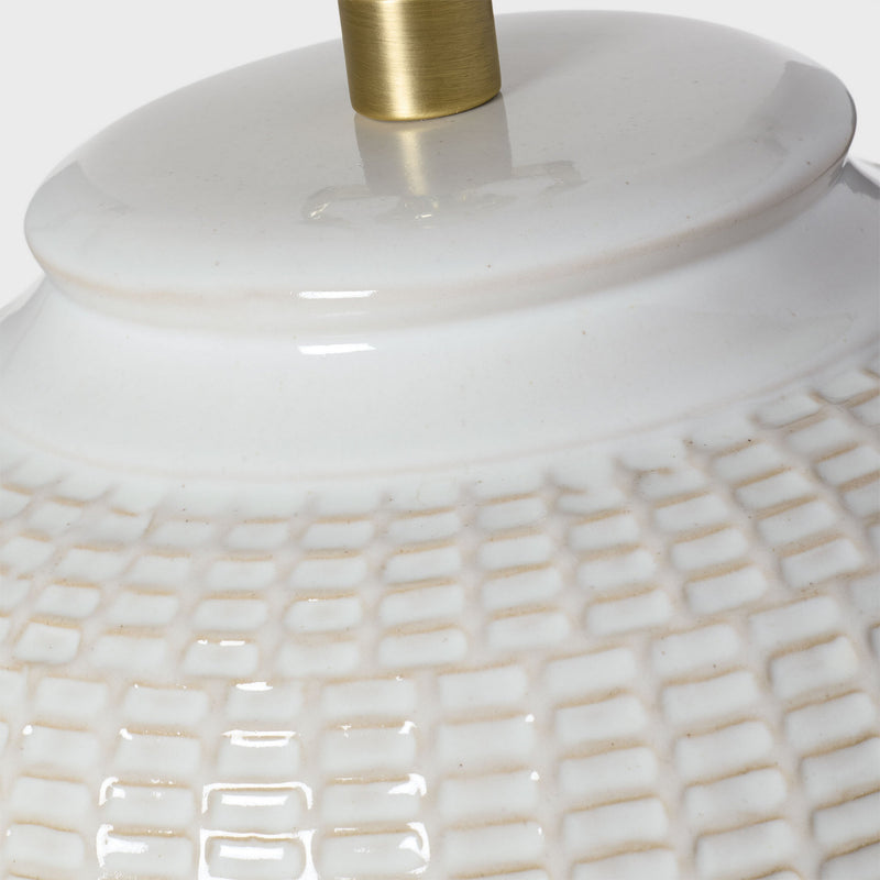 One Light Table Lamp<br /><span style="color:#4AB0CE;">Entrega: 4-10 dias en USA</span><br /><span style="color:#4AB0CE;font-size:60%;">PREGUNTE POR ENTREGA EN PANAMA</span><br />Collection: Marcel<br />Finish: New White