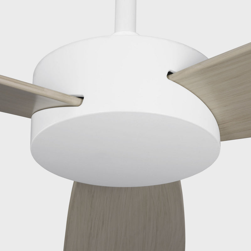 52"Ceiling Fan<br /><span style="color:#4AB0CE;">Entrega: 4-10 dias en USA</span><br /><span style="color:#4AB0CE;font-size:60%;">PREGUNTE POR ENTREGA EN PANAMA</span><br />Collection: Paddle Smart 52<br />Finish: Matte White