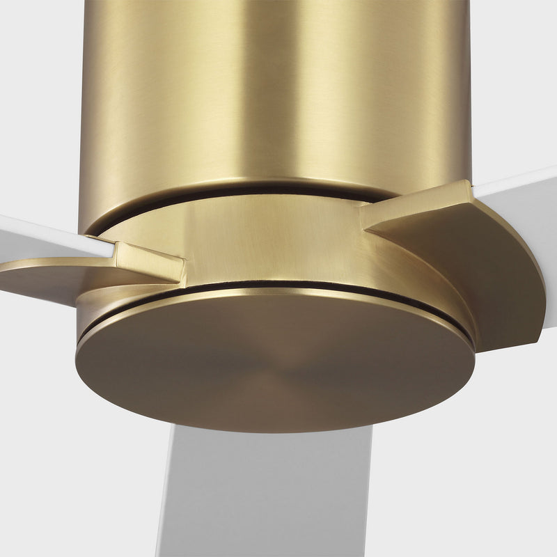 32"Ceiling Fan<br /><span style="color:#4AB0CE;">Entrega: 4-10 dias en USA</span><br /><span style="color:#4AB0CE;font-size:60%;">PREGUNTE POR ENTREGA EN PANAMA</span><br />Collection: Rozzen 32 Hugger<br />Finish: Burnished Brass