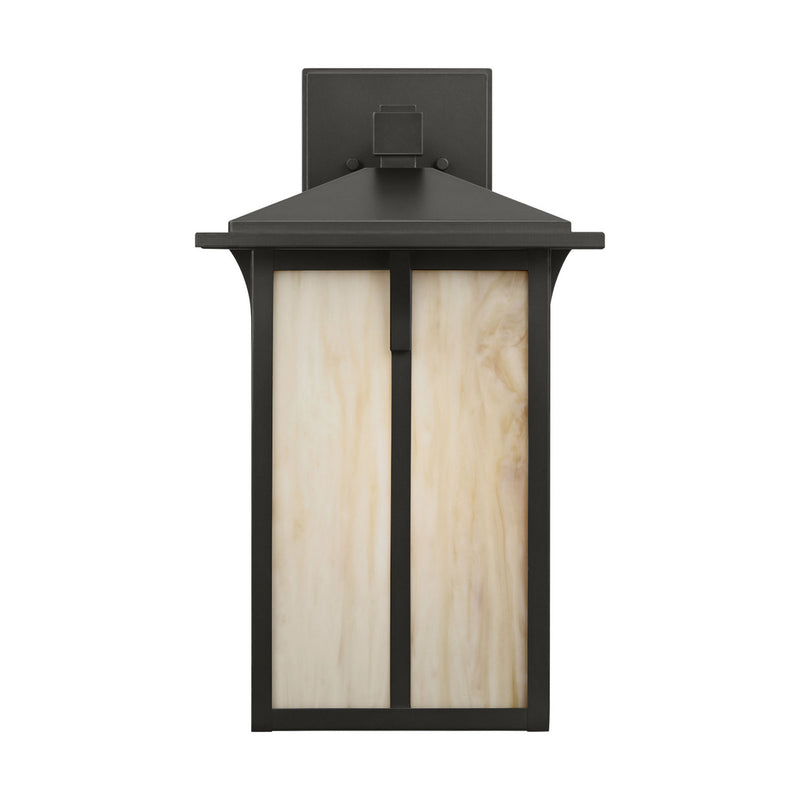 One Light Outdoor Wall Lantern<br /><span style="color:#4AB0CE;">Entrega: 4-10 dias en USA</span><br /><span style="color:#4AB0CE;font-size:60%;">PREGUNTE POR ENTREGA EN PANAMA</span><br />Collection: Tomek<br />Finish: Antique Bronze