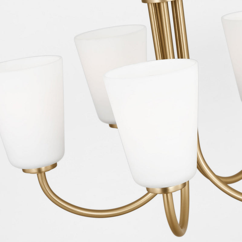 Five Light Chandelier<br /><span style="color:#4AB0CE;">Entrega: 4-10 dias en USA</span><br /><span style="color:#4AB0CE;font-size:60%;">PREGUNTE POR ENTREGA EN PANAMA</span><br />Collection: Miles<br />Finish: Satin Brass