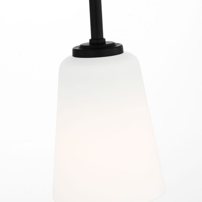 One Light Mini-Pendant<br /><span style="color:#4AB0CE;">Entrega: 4-10 dias en USA</span><br /><span style="color:#4AB0CE;font-size:60%;">PREGUNTE POR ENTREGA EN PANAMA</span><br />Collection: Miles<br />Finish: Midnight Black