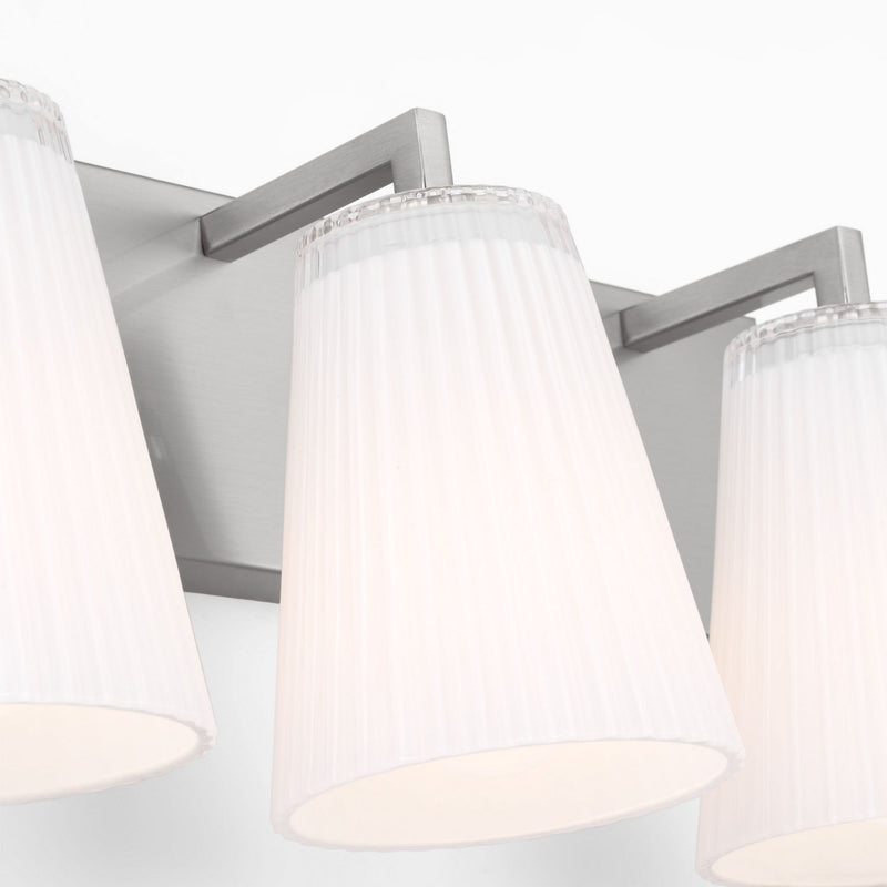 Vanity<br /><span style="color:#4AB0CE;">Entrega: 4-10 dias en USA</span><br /><span style="color:#4AB0CE;font-size:60%;">PREGUNTE POR ENTREGA EN PANAMA</span><br />Collection: Upson<br />Finish: Brushed Nickel