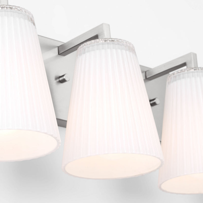 Vanity<br /><span style="color:#4AB0CE;">Entrega: 4-10 dias en USA</span><br /><span style="color:#4AB0CE;font-size:60%;">PREGUNTE POR ENTREGA EN PANAMA</span><br />Collection: Upson<br />Finish: Brushed Nickel