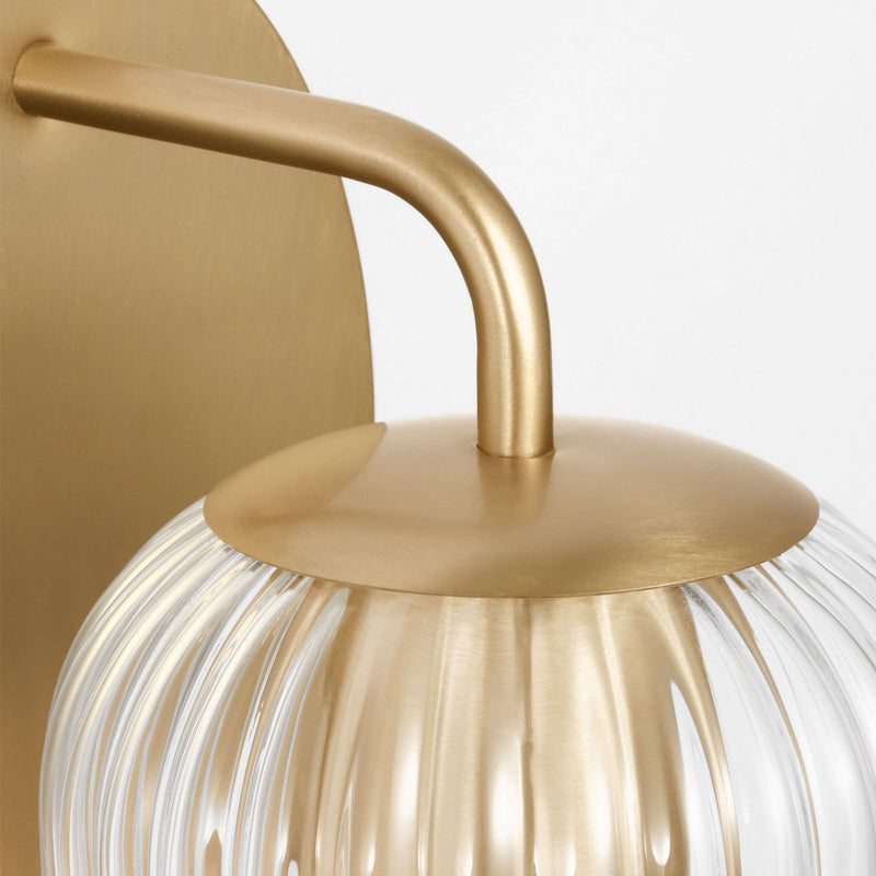 Wall Sconce<br /><span style="color:#4AB0CE;">Entrega: 4-10 dias en USA</span><br /><span style="color:#4AB0CE;font-size:60%;">PREGUNTE POR ENTREGA EN PANAMA</span><br />Collection: Eisele<br />Finish: Satin Brass