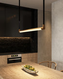 LED Linear Pendant<br /><span style="color:#4AB0CE;">Entrega: 4-10 dias en USA</span><br /><span style="color:#4AB0CE;font-size:60%;">PREGUNTE POR ENTREGA EN PANAMA</span><br />Collection: Laurence<br />Finish: Vintage Brass