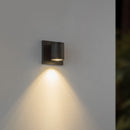 LED Outdoor Wall Sconce<br /><span style="color:#4AB0CE;">Entrega: 4-10 dias en USA</span><br /><span style="color:#4AB0CE;font-size:60%;">PREGUNTE POR ENTREGA EN PANAMA</span><br />Collection: Nordic<br />Finish: Black