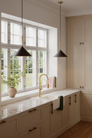 One Light Pendant<br /><span style="color:#4AB0CE;">Entrega: 4-10 dias en USA</span><br /><span style="color:#4AB0CE;font-size:60%;">PREGUNTE POR ENTREGA EN PANAMA</span><br />Collection: Cortan<br />Finish: Legacy Brass