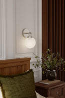 One Light Bath Sconce<br /><span style="color:#4AB0CE;">Entrega: 4-10 dias en USA</span><br /><span style="color:#4AB0CE;font-size:60%;">PREGUNTE POR ENTREGA EN PANAMA</span><br />Collection: Ortesa<br />Finish: Brushed Nickel