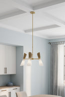 Five Light Chandelier<br /><span style="color:#4AB0CE;">Entrega: 4-10 dias en USA</span><br /><span style="color:#4AB0CE;font-size:60%;">PREGUNTE POR ENTREGA EN PANAMA</span><br />Collection: Vantrel<br />Finish: Legacy Brass