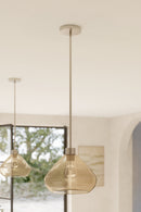 One Light Pendant<br /><span style="color:#4AB0CE;">Entrega: 4-10 dias en USA</span><br /><span style="color:#4AB0CE;font-size:60%;">PREGUNTE POR ENTREGA EN PANAMA</span><br />Collection: Elaris<br />Finish: Brushed Nickel