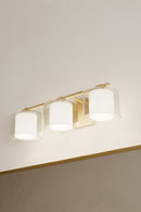 Three Light Vanity<br /><span style="color:#4AB0CE;">Entrega: 6-7 semanas en USA</span><br /><span style="color:#4AB0CE;font-size:60%;">PREGUNTE POR ENTREGA EN PANAMA</span><br />Collection: Seville<br />Finish: Legacy Brass