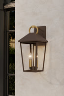 Two Light Outdoor Wall Lantern<br /><span style="color:#4AB0CE;">Entrega: 5-6 semanas en USA</span><br /><span style="color:#4AB0CE;font-size:60%;">PREGUNTE POR ENTREGA EN PANAMA</span><br />Collection: Bayra<br />Finish: Painted Legacy Brass