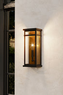 One Light Outdoor Wall Sconce<br /><span style="color:#4AB0CE;">Entrega: 4-10 dias en USA</span><br /><span style="color:#4AB0CE;font-size:60%;">PREGUNTE POR ENTREGA EN PANAMA</span><br />Collection: Briarlane<br />Finish: Painted Legacy Brass