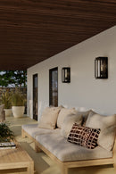 Two Light Outdoor Wall Sconce<br /><span style="color:#4AB0CE;">Entrega: 4-10 dias en USA</span><br /><span style="color:#4AB0CE;font-size:60%;">PREGUNTE POR ENTREGA EN PANAMA</span><br />Collection: Stratford<br />Finish: Dark Matte Black
