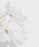 Five Light Chandelier<br /><span style="color:#4AB0CE;">Entrega: 4-10 dias en USA</span><br /><span style="color:#4AB0CE;font-size:60%;">PREGUNTE POR ENTREGA EN PANAMA</span><br />Collection: Chloe<br />Finish: Burnished Brass | Burnished Brass